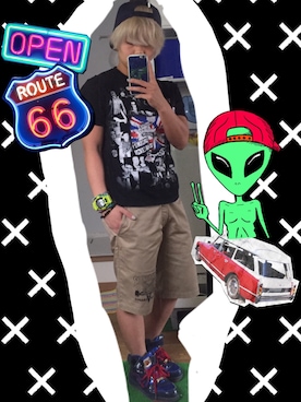 小林香萌さんのコーディネート