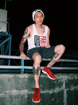 「Nike flyknit」｜「アイテム（帽子）」を使った、Alfred Nilさん（メンズ・180cm）の夏コーディネート