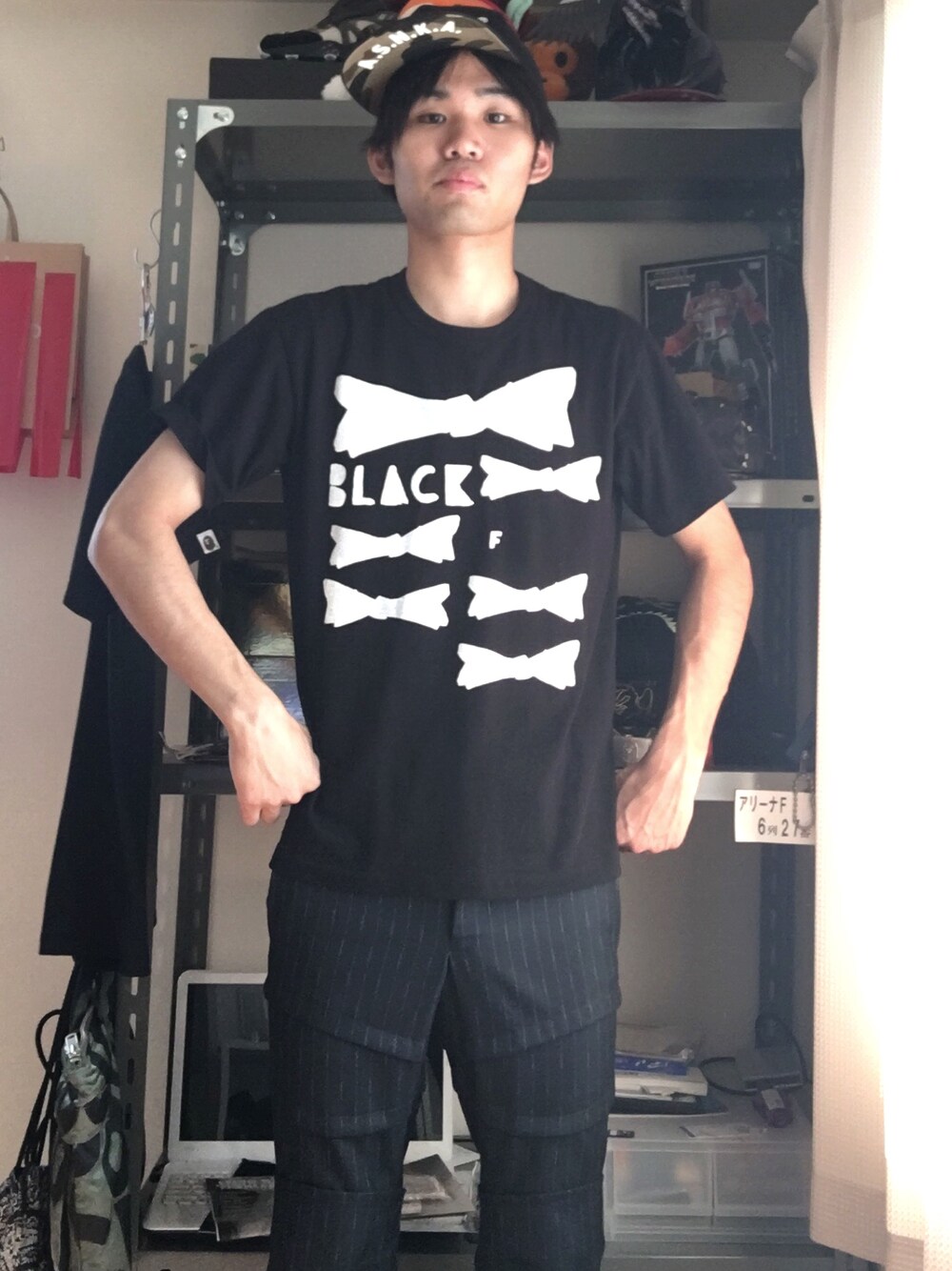 「コムデギャルソンオムプリュス、ブラックコムデギャルソン」｜「BLACK COMME des GARCONSのアイテム（Tシャツ/カットソー、ブラック系）」を使った、ジュンヤカワバタマンさん（メンズ・178cm）の秋コーディネートの1枚目の写真