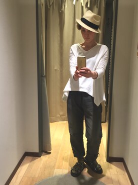 「chimala（チマラ）のアイテム（パンツ）」を使った、midoriさん（レディース・166cm）の春コーディネート