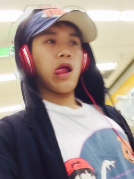 「beats. by dr.dre（ビーツバイドクタードレ）のアイテム（雑貨/ホビー）」を使った、たつきち@ぱむきちさん（メンズ・169cm）の秋コーディネート