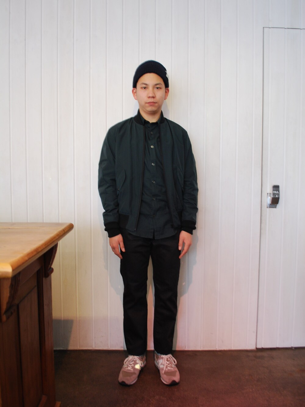 「N.HOOLYWOOD、エヌハリ、 N.HOOLYWOOD Collection Line、エヌハリウッド、 ミスターハリウッド、 152-BL02 pieces、 252-SH03 peg、 尾花大輔、 N.HOOLYWOOD COMPILE LINE、 N.HOOLYWOOD UNDER WEAR」｜「N.HOOLYWOODの151-BL02 pieces（ミリタリージャケット、グリーン系）」を使った、Cedarさん（メンズ・163cm）の冬コーディネートの1枚目の写真