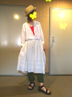 「スカラップ」｜「アイテム（キャップ）」を使った、n@omiさん（レディース・159cm）の春コーディネート