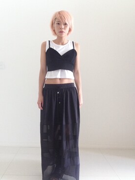 「STYLENANDA（スタイルナンダ）のアイテム（ベスト、ブラック系）」を使った、Zvinaさん（レディース・165cm）の春コーディネート