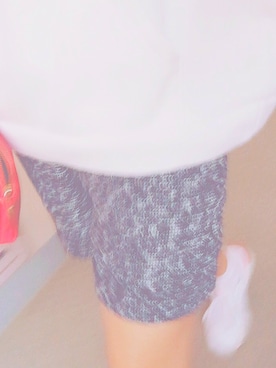 「FOREVER 21（フォーエバー トゥエンティーワン）のアイテム（パーカー、ホワイト系）」を使った、girl_lhさん（レディース・154cm）の秋コーディネート