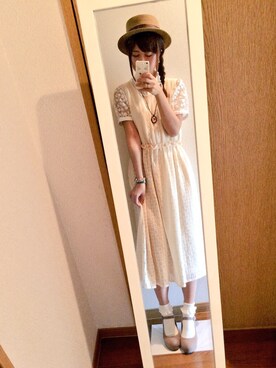 「MAJESTIC LEGON（マジェスティックレゴン）のアイテム（ワンピース、ベージュ系）」を使った、yu-yuさん（レディース）の秋コーディネート