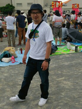 「Levi's（リーバイス）のアイテム（パンツ、ブルー系）」を使った、kmさん（メンズ・165cm）の夏コーディネート