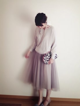 「オールグレー」｜「アイテム（パンプス）」を使った、Riccoさん（レディース・166cm）の秋コーディネート