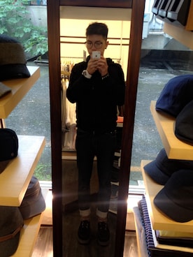 「Marc by Marc Jacobs（マークバイマークジェイコブス）のアイテム（アクセサリー）」を使った、郭米蘭さん（メンズ・175cm）の春コーディネート