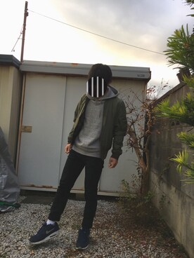 「寒い」｜「アイテム（ミリタリージャケット）」を使った、こうでぃ〜さん（メンズ・166cm）の秋コーディネート