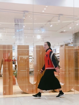 「MUJI」｜「アイテム（スタジャン）」を使った、lovawonさん（レディース・159cm）の春コーディネート
