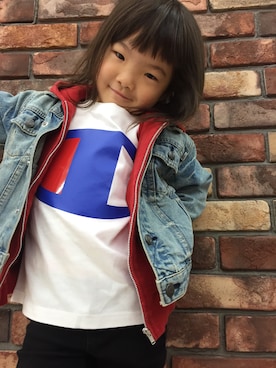 「COMME CA DU MODE（コムサデモード）のアイテム（パーカー）」を使った、石川 りかさん（キッズ・110cm）の春コーディネート