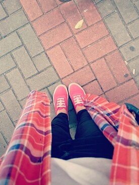 「ZARA（ザラ）のアイテム（デニムパンツ、ブラック系）」を使った、jessさん（レディース・163cm）の秋コーディネート