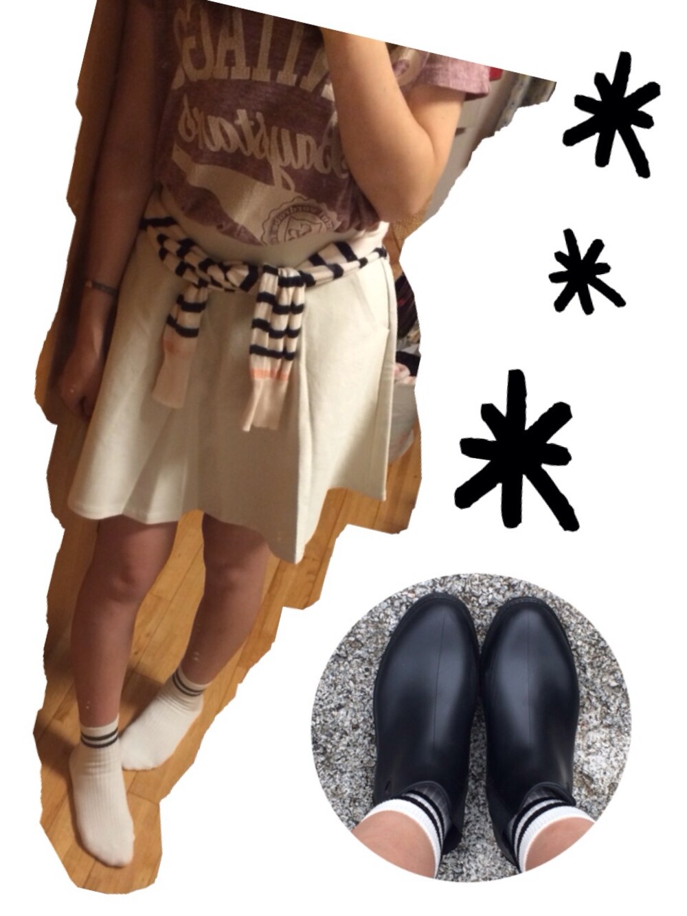 ブラック系のレインシューズ、ホワイト系のスカートを着用したレディースの夏コーディネートの1枚目の写真