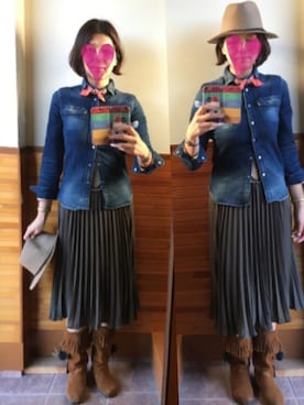 「アイテム（ブーツ）」を使った、えまみーさん（レディース・171cm）の秋コーディネート