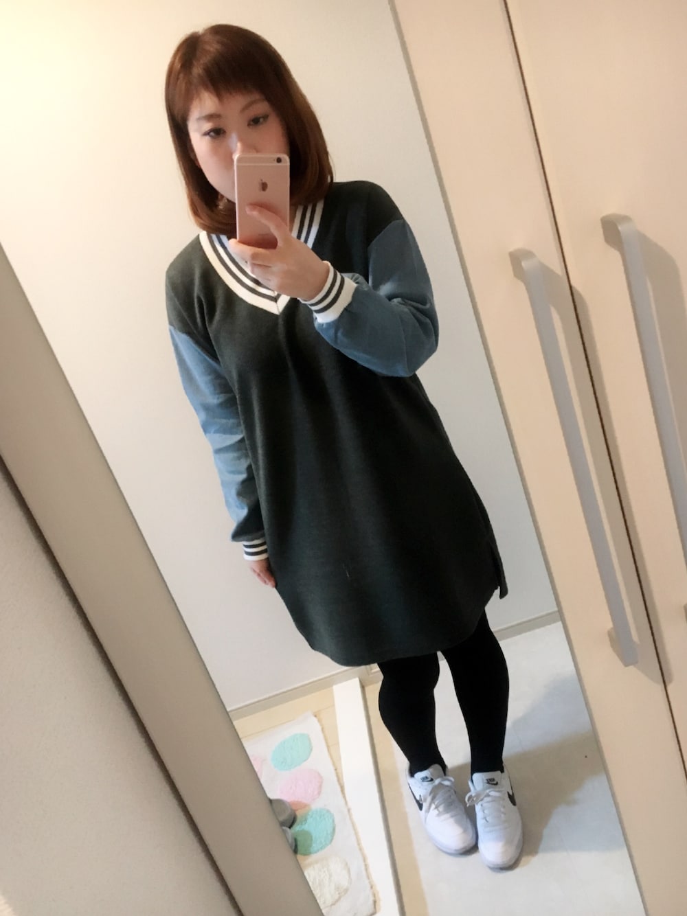 「スニーカー、ワンピース、ナイキ、fashion、チビーズ✳︎、イメチェン、はるコーデ、WEARママ部、WEARパパ部」｜「EXSOMEのアイテム（ワンピース、グレー系）」を使った、maru☺︎さん（レディース・152cm）の春コーディネートの1枚目の写真