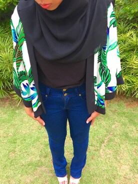 Nadiya Hamideeさんのコーディネート