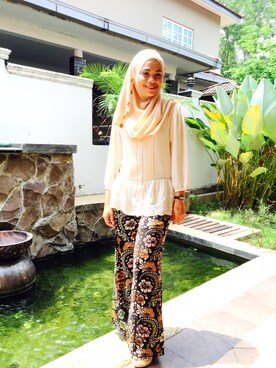 Nadiya Hamideeさんのコーディネート