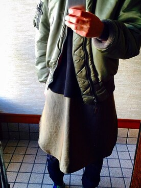 「アイテム（ナイロンジャケット、グリーン系）」を使った、audsさん（メンズ・170cm）の冬コーディネート