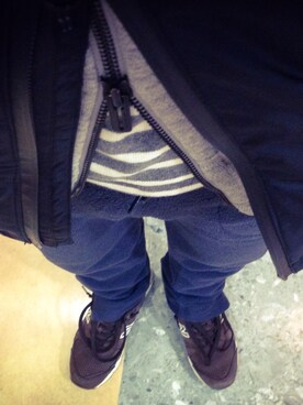 「nonnative（ノンネイティブ）のアイテム（パーカー）」を使った、Eiichi Shiotaさん（メンズ・170cm）の冬コーディネート