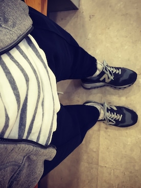 「nonnative（ノンネイティブ）のアイテム（パーカー）」を使った、Eiichi Shiotaさん（メンズ・170cm）の秋コーディネート