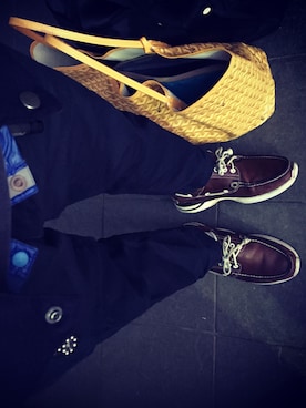 「アウトドアミックス」｜「アイテム（モカシン/デッキシューズ）」を使った、Eiichi Shiotaさん（メンズ・170cm）の冬コーディネート