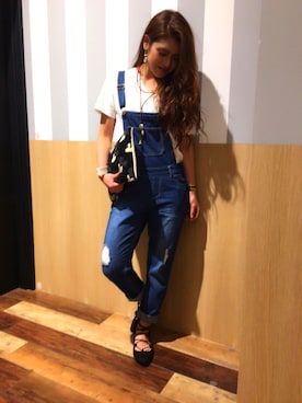 「VENCEEXCHANGE（ヴァンスエクスチェンジ）のアイテム（つなぎ/オールインワン）」を使った、chiakiさん（レディース・157cm）の春コーディネート