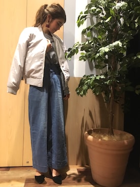 「アップヘア」｜「アイテム（MA-1）」を使った、chiakiさん（レディース・157cm）の秋コーディネート