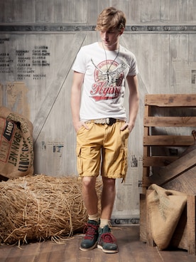 「アイテム（カーゴパンツ、イエロー系）」を使った、RUBONさん（メンズ・186cm）の春コーディネート