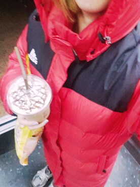 「gray」｜「アイテム（マウンテンパーカー）」を使った、김여름さん（レディース・162cm）の秋コーディネート