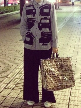 こむでにゃるそんさんのコーディネート