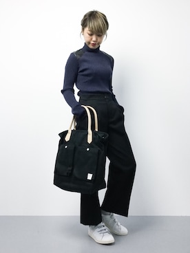 「SUNDUCK（サンダック）のアイテム」を使った、konabeさん（レディース・153cm）の秋コーディネート