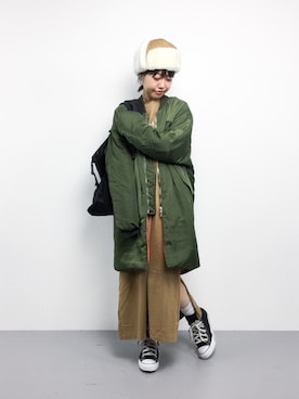 「黒リュック」｜「アイテム（MA-1）」を使った、konabeさん（レディース・153cm）の秋コーディネート