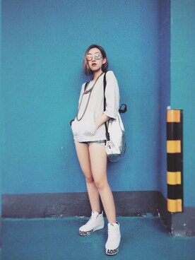 「アイテム（バックパック/リュック、シルバー系）」を使った、miskyさん（レディース・160cm）の夏コーディネート