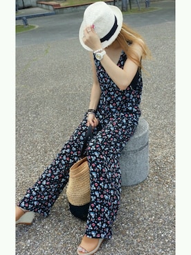 「リゾートコーデ」｜「アイテム（オールインワン・サロペット）」を使った、Aya.さん（レディース・163cm）の夏コーディネート