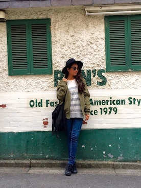 Emiko Castilloさんのコーディネート