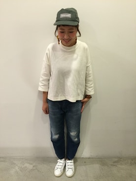 「SEVENDAYS=SUNDAY（セブンデイズサンデイ）のアイテム（Tシャツ/カットソー）」を使った、やまとさん（レディース・157cm）の秋コーディネート