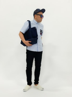 「C6（シーシックス）のアイテム（バッグ）」を使った、ナカガワ リュウさん（メンズ・172cm）の春コーディネート