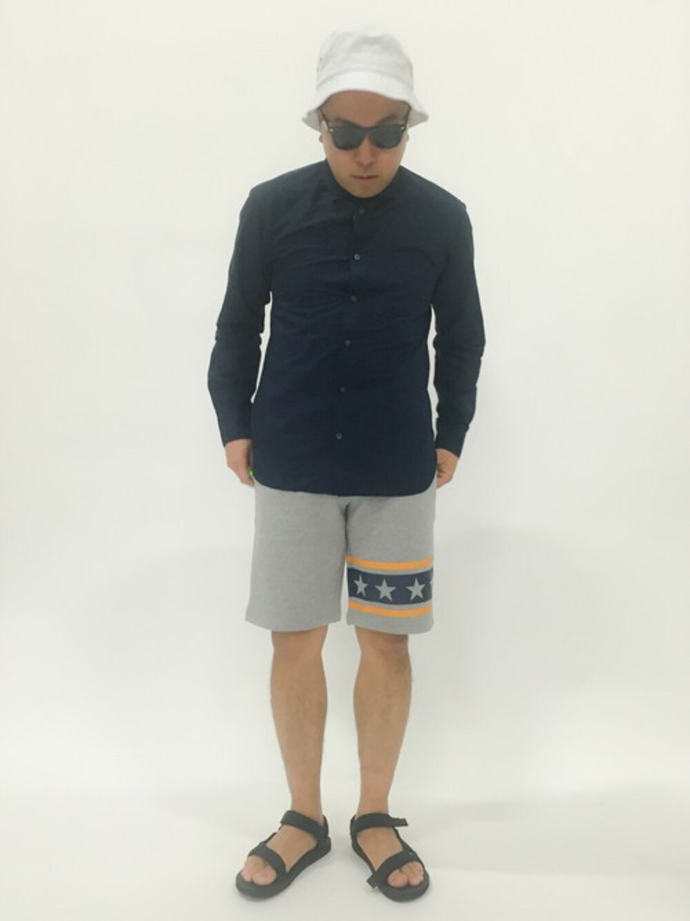 「MYSELF ABAHOUSEの綿麻ﾚｷﾞｭﾗｰｼｬﾂ2/2（シャツ/ブラウス、ブルー系）」を使った、ナカガワ リュウさん（メンズ・172cm）の春コーディネートの1枚目の写真