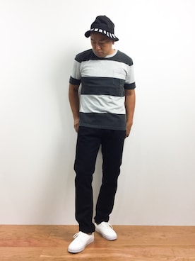 「VANS AUTHENTIC」｜「アイテム（トップス）」を使った、ナカガワ リュウさん（メンズ・172cm）の夏コーディネート