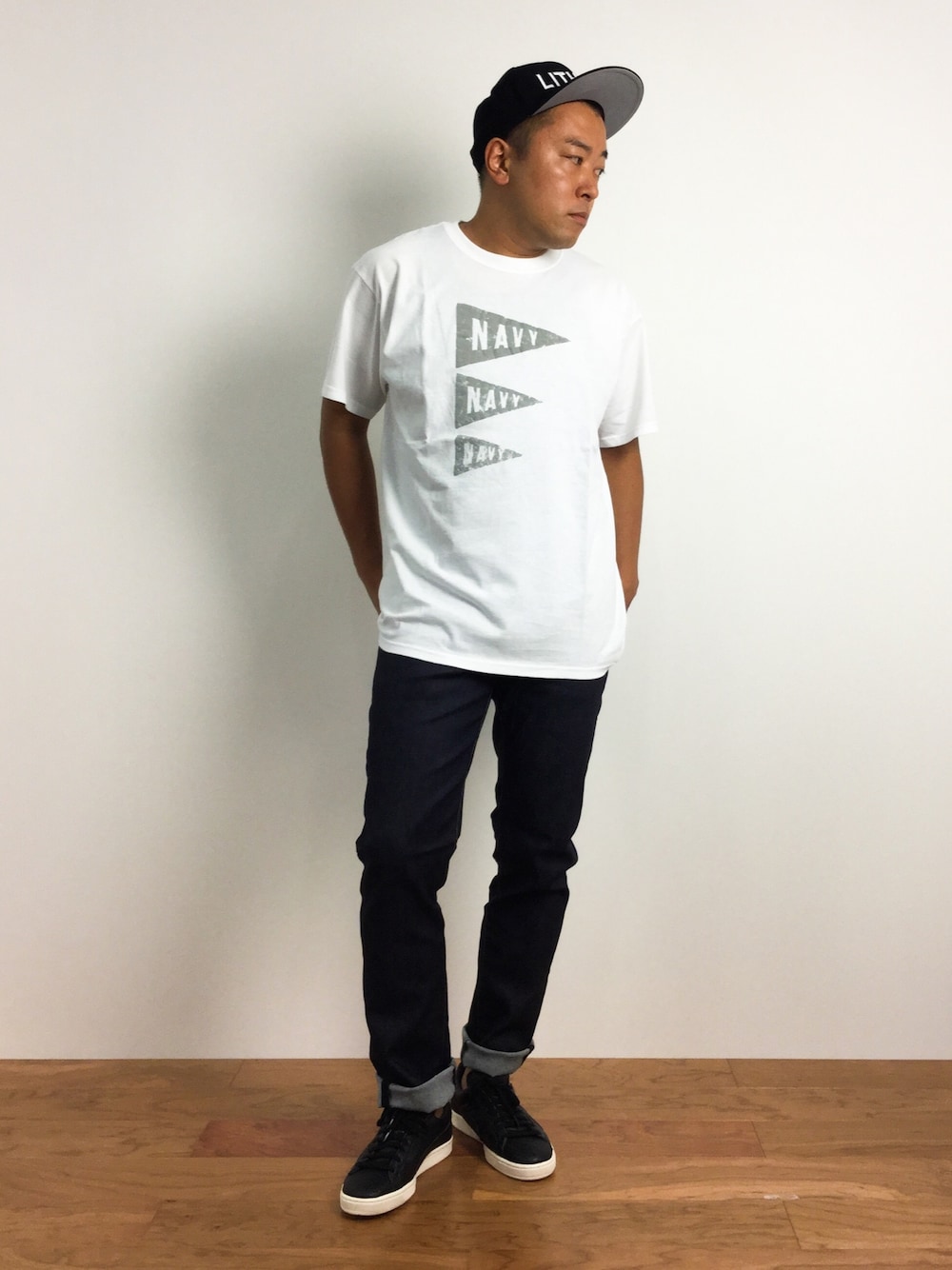 「キャップ、DELUXE、PUMA、プリントT、AMERICAN RAG CIE、LITHIUM HOMME」｜「LITHIUM HOMMEのLITHIUMキャップ<LITHIUM ROCK FES>（キャップ、ブラック系）」を使った、ナカガワ リュウさん（メンズ・172cm）の夏コーディネートの1枚目の写真