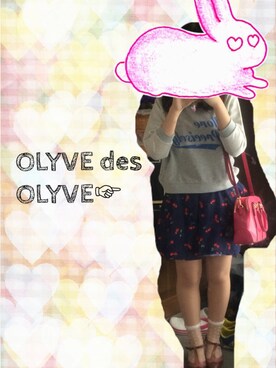 「OLIVE des OLIVE（オリーブデオリーブ）のアイテム（スウェット、グレー系）」を使った、YUAさん（レディース・155cm）の春コーディネート