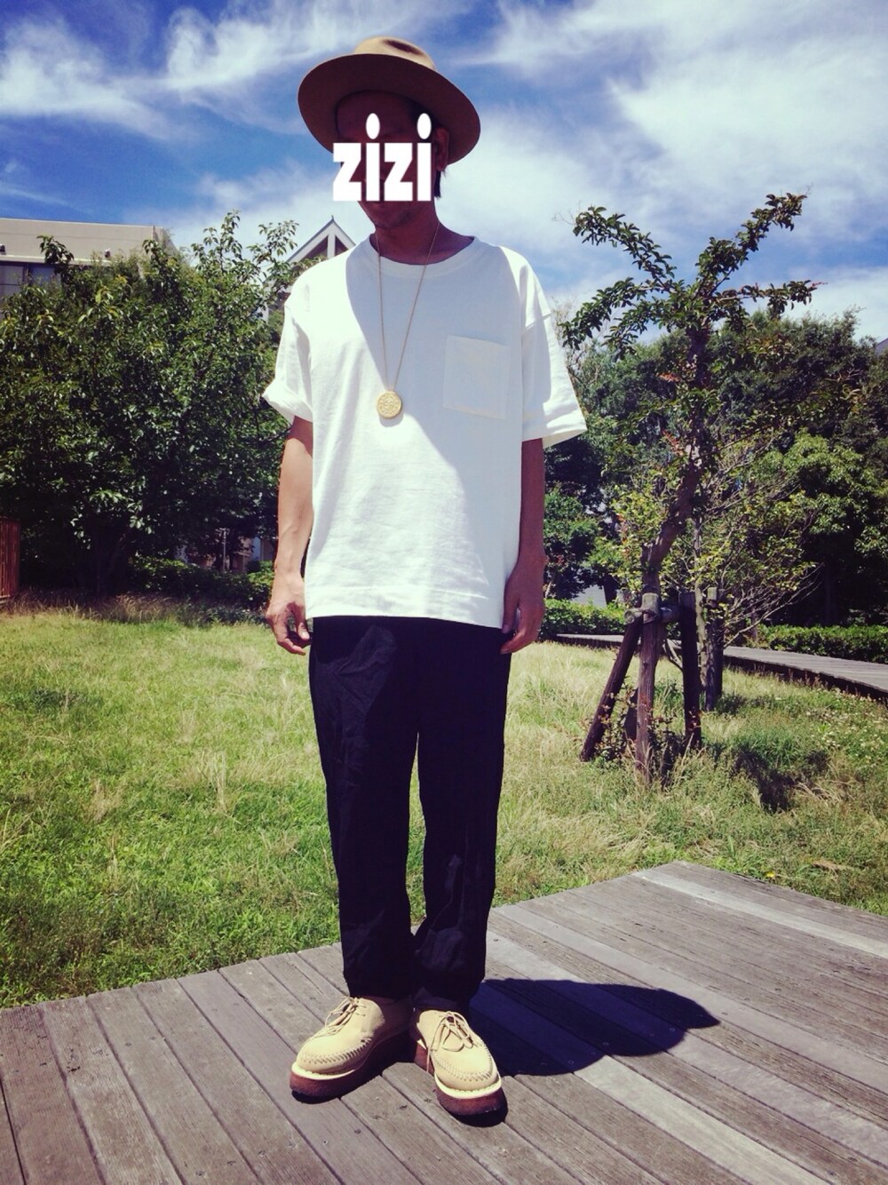 「ハット、コムデギャルソン、ガンリュウ、ジョージコックス、ラバーソール、チャオパニック」｜「COMME des GARCONS HOMME PLUSのアイテム（スラックス、ブラック系）」を使った、ziziさん（メンズ・178cm）の夏コーディネートの1枚目の写真