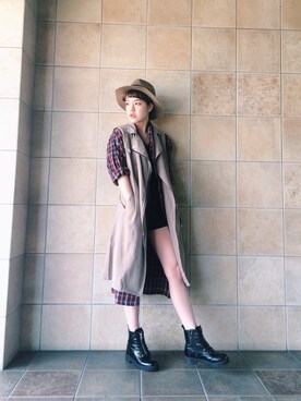 「赤チェック」｜「アイテム（トレンチコート）」を使った、長澤メイさん（レディース・161cm）の春コーディネート