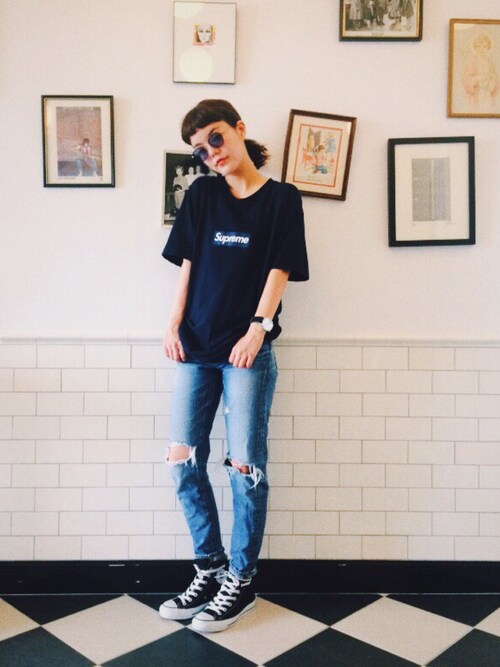 梨花のコーディネートで話題沸騰 人気のsupremeのtシャツとは Sheryl シェリル ファッションメディア