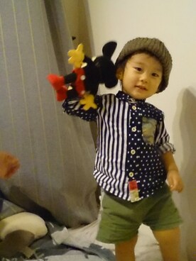 「URBAN RESEARCH（アーバンリサーチ）のアイテム（帽子、グリーン系）」を使った、Akiiiさん（キッズ・90cm）の秋コーディネート