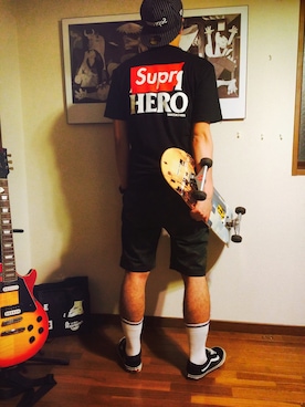 「Dr. Martens（ドクターマーチン）のアイテム（レッグウェア）」を使った、中野宇治さん（メンズ・175cm）の夏コーディネート