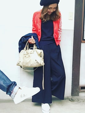 「アイテム（ジャージ、レッド系）」を使った、aipoooonhさん（レディース・158cm）の冬コーディネート