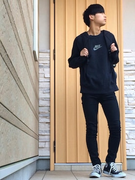 「UNIQLO（ユニクロ）のWOMEN ウルトラストレッチジーンズ（デニムパンツ）」を使った、まことさん（メンズ・169cm）の秋コーディネート