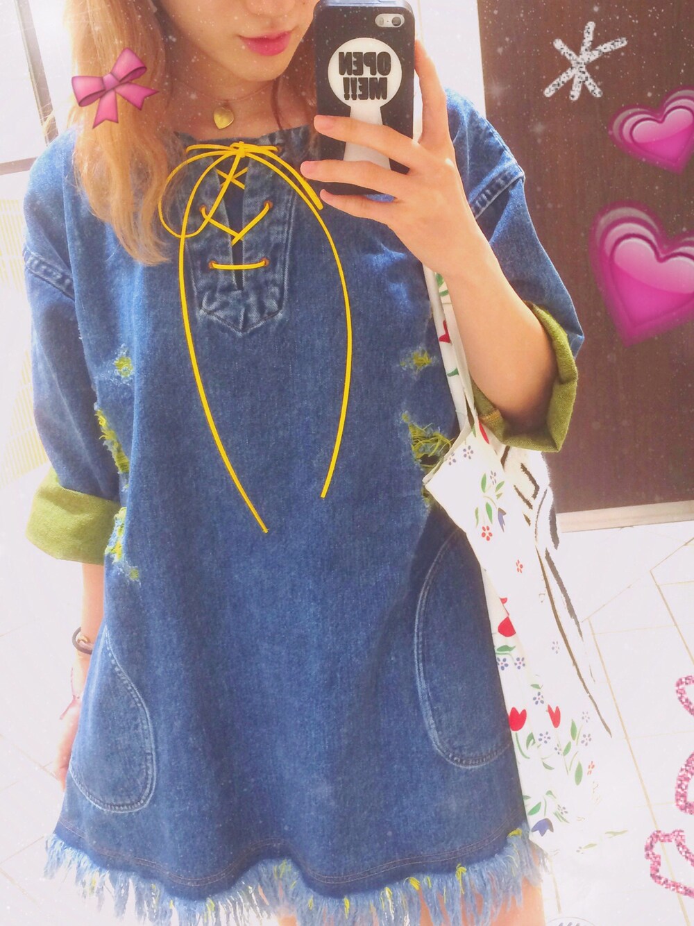「little sunny bite、ootd、LSB、yellow、デニム、denim、デニムワンピース」｜「Little sunny biteのアイテム（ワンピース、ブルー系）」を使った、kumicoさん（レディース・163cm）の夏コーディネートの1枚目の写真